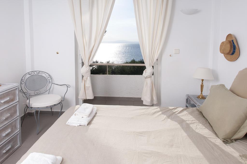 Messinian Blue Seaside Villa Kalamata Exterior foto