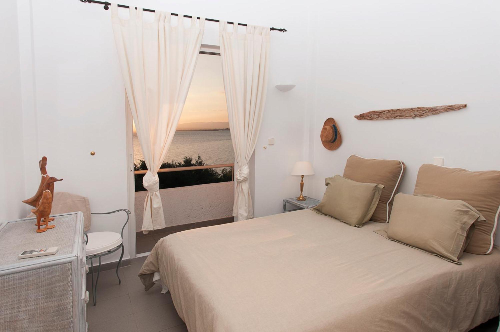Messinian Blue Seaside Villa Kalamata Exterior foto